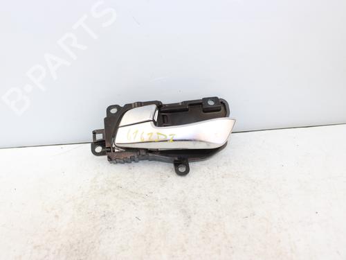 Used Front left interior door handle KIA SORENTO III (UM) 2.2 CRDi (200 hp) 28030467