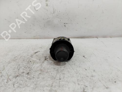 Used Headlight switch SEAT CORDOBA (6L2) 1.9 TDI (100 hp) 25846074