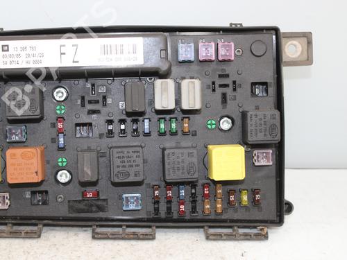 Fuse box OPEL ASTRA H (A04) 1.9 CDTI (L48) | BP18297397E1 