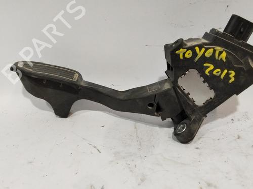 Pedal TOYOTA YARIS (_P13_) [2010-2020]  28598670