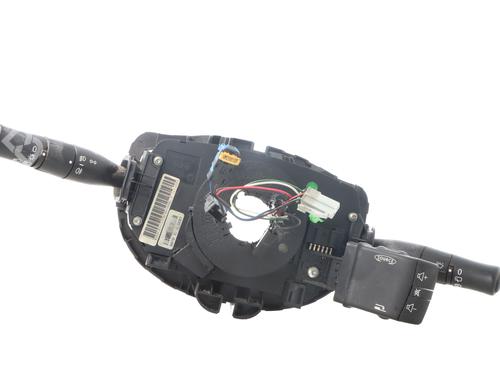 squib-airbag-renault-megane-ii-bm01_-cm01_-2001-2002-2003-2004-2005-2006-2007-2008-2009-2010-2011-2012-32468202 main image