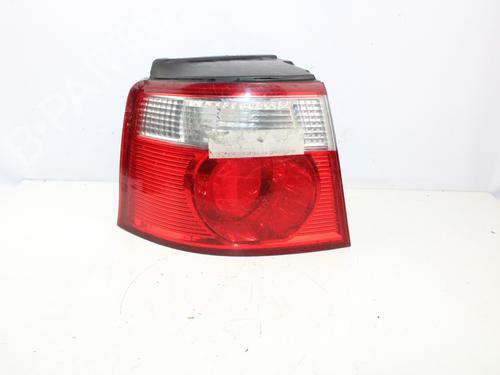 Used Left taillight KIA CARENS II MPV (FJ) [2002-2013]  13297882