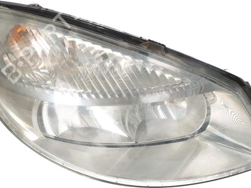 Used Right headlight RENAULT SCÉNIC II (JM0/1_) [2003-2010]  32219639