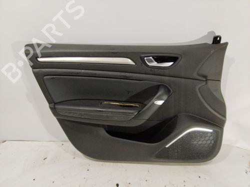 Forreste venstre beklædning RENAULT MEGANE IV Hatchback (B9A/M/N_) [2015-2026]  31979196