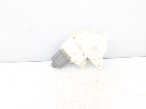 Used Right front window motor MERCEDES-BENZ A-CLASS (W176) A 200 CDI / d (176.008) (136 hp) 17320631