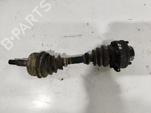 Used Right front driveshaft MERCEDES-BENZ VITO Van (W638) 112 CDI 2.2 (638.094) (122 hp) 30717964
