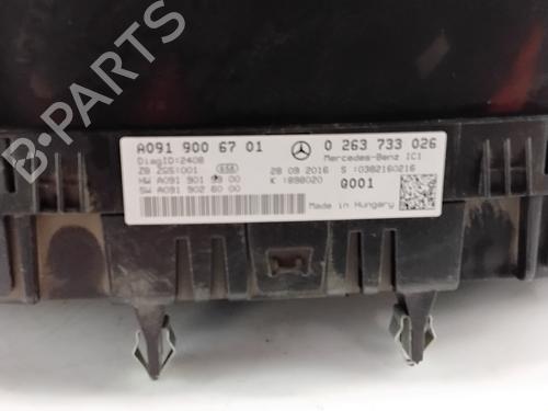 Instrument cluster INFINITI QX30 2.2 D AWD | BP28814058C47