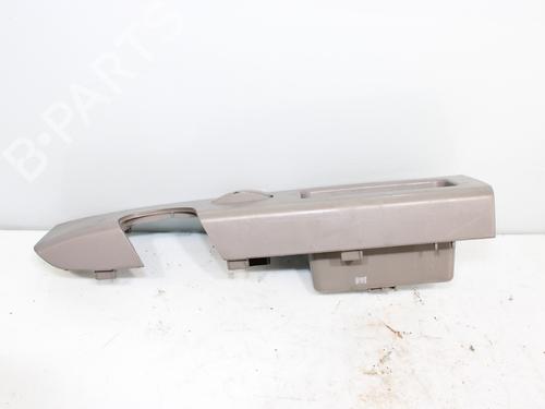 Right front window switch KIA SORENTO I (JC) 2.5 CRDi 4WD | BP17445996I26 