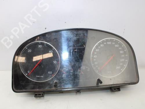 Used Instrument cluster VW GOLF V (1K1) [2003-2010]  13716661