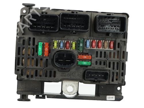 Used Fuse box Fuse box PEUGEOT 407 (6D_) [2004-2011] 35894843 35894843