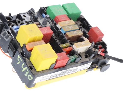 Fuse box PEUGEOT 208 I (CA_, CC_) 1.2 VTI 82 | BP29905687E1 