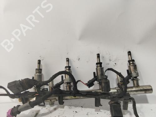 Used Injection rail VW GOLF VII (5G1, BQ1, BE1, BE2) 2.0 R 4motion (300 hp) 21265078