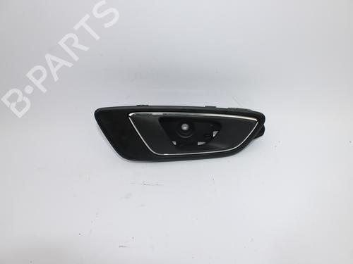 Used Front right interior door handle SEAT ALTEA (5P1) [2004-2015]  12306902