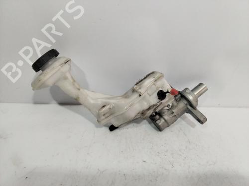 Used Brake master cylinder RENAULT KADJAR (HA_, HL_) 1.5 dCi 110 (HLA3) (110 hp) 30138466
