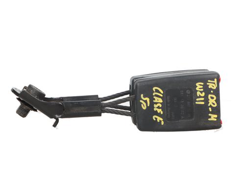 Used Seat buckle MERCEDES-BENZ E-CLASS (W211) E 220 CDI (211.006) (150 hp) 32453247