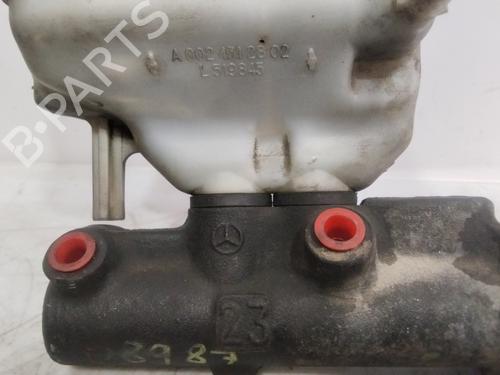 Brake master cylinder MERCEDES-BENZ VITO Van (W638) 110 CDI 2.2 (638.094) | BP26033401M77 