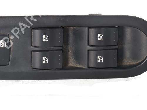 Comutador vidro frente esquerdo Comutador vidro frente esquerdo RENAULT SCÉNIC II (JM0/1_) [2003-2010] 36166458 36166458