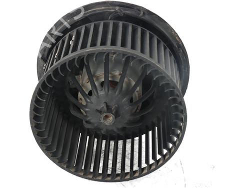 Used Heater blower motor Heater blower motor RENAULT MEGANE II Estate (KM0/1_) 1.9 dCi (KMRG, KM1G, KM0G, KM2C) (120 hp) 33272199 33272199