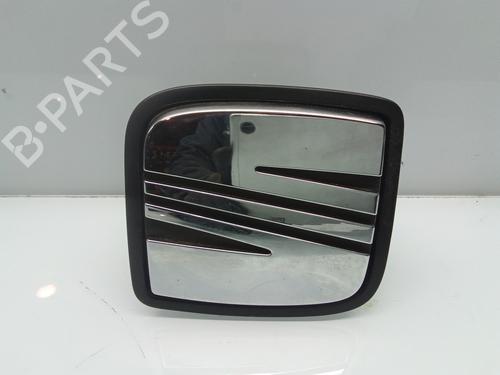 Used Tailgate handle SEAT IBIZA II (6K1) 1.8 T 20V Cupra (156 hp) 8692331