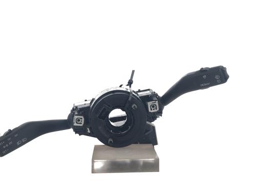 squib-airbag-vw-touran-1t1-1t2-2003-2004-2005-2006-2007-2008-2009-2010-2011-30961930 main image