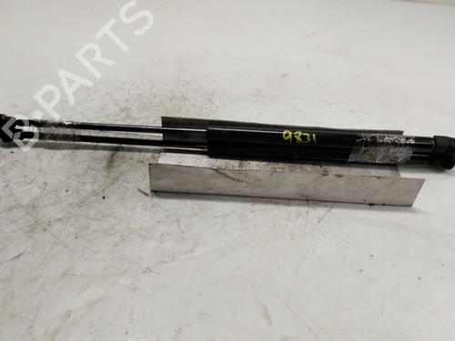 Used Tailgate lift support VW POLO IV (9N_, 9A_) 1.4 16V (101 hp) 29070516