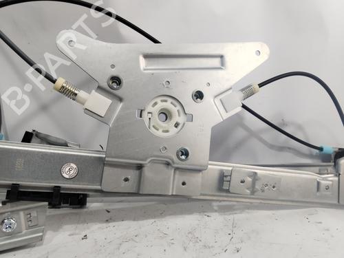Rudehejsemekanisme Højre foran AUDI A4 B5 Avant (8D5) [1994-2002]  27564241
