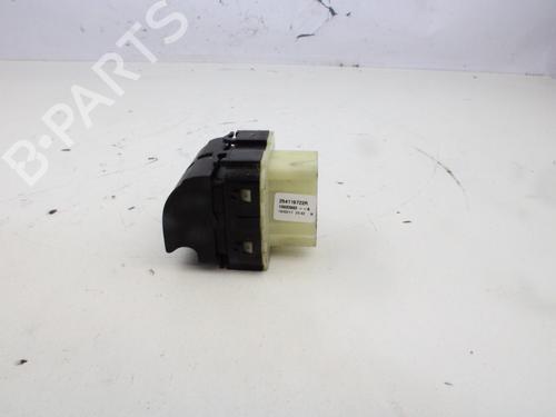 Used Left front window switch RENAULT CLIO IV (BH_) [2012-2021]  23241725