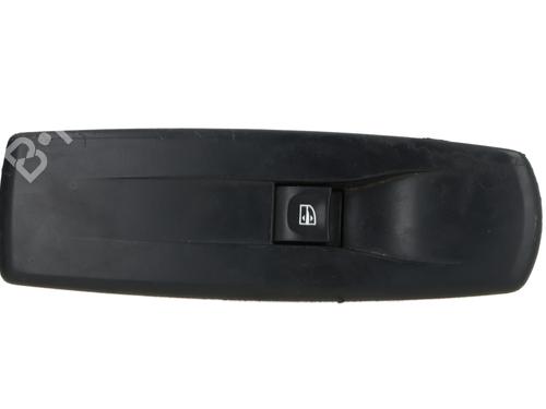Used Right front window switch Right front window switch RENAULT LAGUNA Coupe (DT0/1) 2.0 dCi GT (DT11, DT1E, DT1N) (178 hp) 36319718 36319718