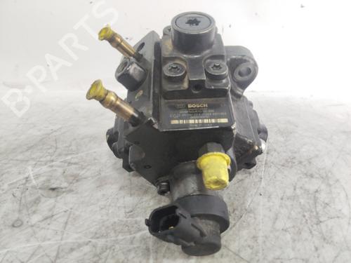 Used Injection pump OPEL ASTRA H (A04) [2004-2014]  25496599