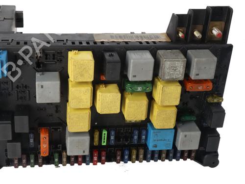 Used Fuse box Fuse box MERCEDES-BENZ M-CLASS (W163) ML 320 (163.154) (218 hp) 35981556 35981556