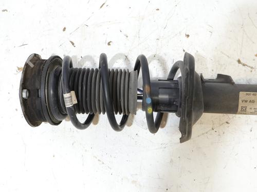Right front shock absorber VW PASSAT B8 (3G2, CB2) | BP37268252M17 - Image 3