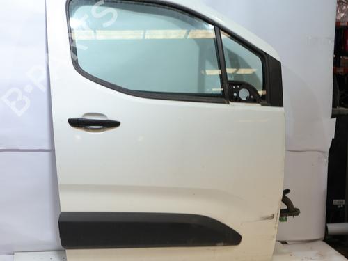 Used Right front door Right front door 37013341 37013341