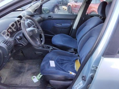 Bakspejl venstre PEUGEOT 206 Hatchback (2A/C) 1.4 HDi eco 70 | BP30687636C26