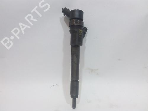 Used Injector TOYOTA YARIS (_P1_) 1.4 D-4D (NLP10_, NLP10R) (75 hp) 15258745