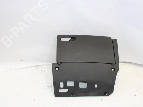 Used Glove box AUDI A3 Sportback (8VA, 8VF) 1.6 TDI (110 hp) 19027948