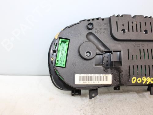 Instrument cluster VW GOLF IV (1J1)  | BP18246555C47 