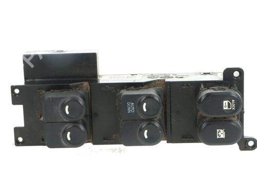Used Left front window switch Left front window switch HYUNDAI i30 Estate (FD) 1.6 CRDi (116 hp) 40077520 40077520