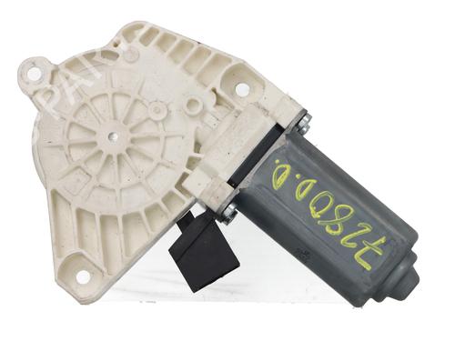 Used Right front window motor MERCEDES-BENZ B-CLASS Sports Tourer (W245) B 180 CDI (245.207) (109 hp) 32865788