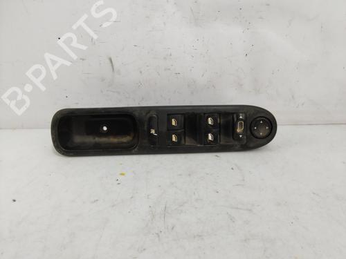 Used Left front window switch PEUGEOT 307 Break (3E) [2002-2009]  24813448