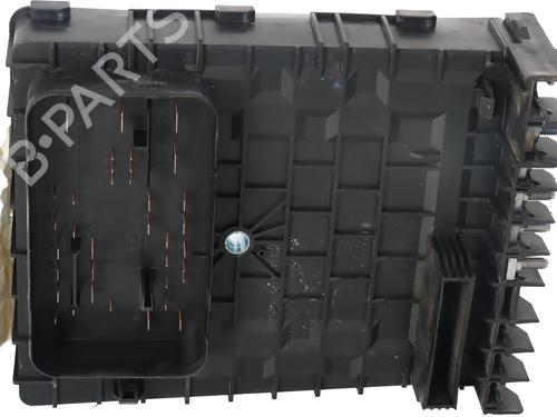 Fuse box VW GOLF V (1K1) | BP33694338E1 - Image 2
