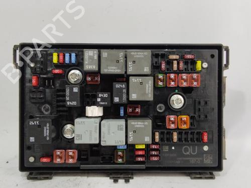 Used Fuse box OPEL ASTRA J (P10) [2009-2016]  26440581