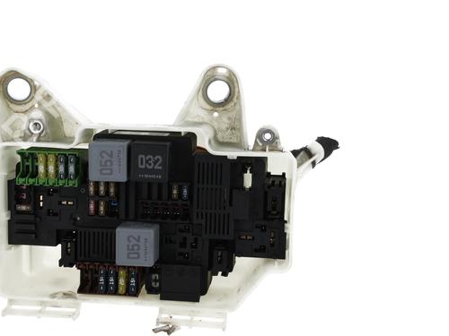 Used Fuse box MERCEDES-BENZ E-CLASS (W213) E 220 d (213.004) (194 hp) 29904984