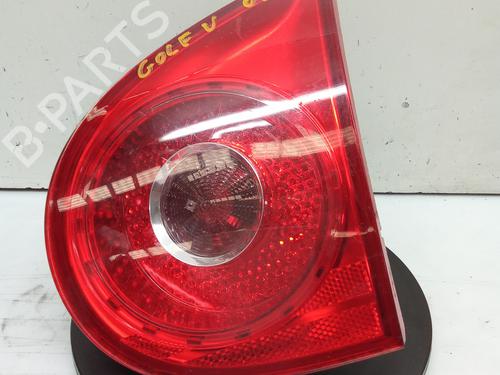 Højre baglygte VW GOLF V (1K1) 1.4 TSI (140 hp) 8582812