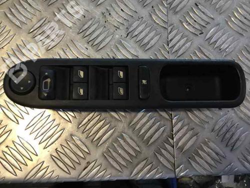 Used Left front window switch Left front window switch PEUGEOT 207 (WA_, WC_) [2006-2015] 8564385 8564385