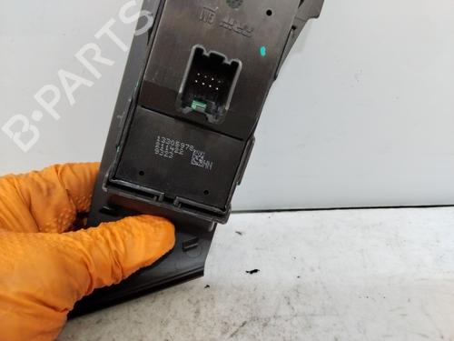 Left front window switch OPEL ASTRA J (P10) 1.7 CDTI (68) | BP18526468I27 