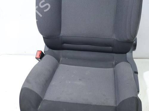 Left front seat CITROËN C4 CACTUS 1.2 VTi 82 | BP36839984C15 - Image 3