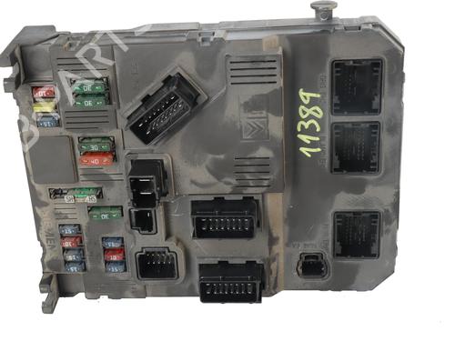 Used Fuse box Fuse box PEUGEOT 206 Hatchback (2A/C) 2.0 HDI 90 (90 hp) 34098797 34098797