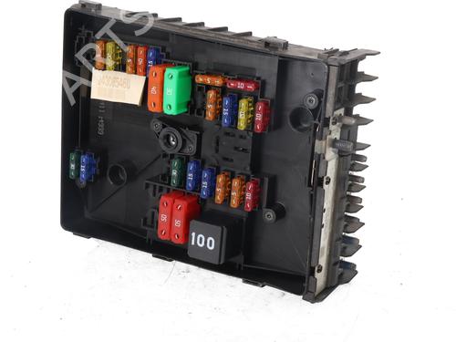 Fuse box VW GOLF VI (5K1) | BP37584539E1 - Image 3