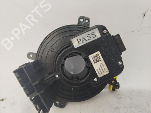 BP21049244C102 main image