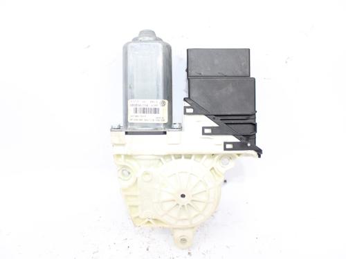 Used Right rear window motor VW GOLF V (1K1) [2003-2010]  11795786
